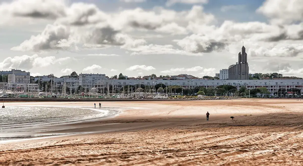 Plage et front de mer de Royan - Service taxi depuis Saintes vers les stations balnéaires